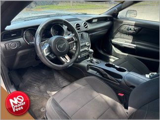 Used 2016 Ford Mustang Convertible image 1