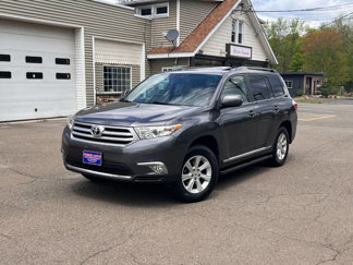 Used 2011 Toyota Highlander SE image 1