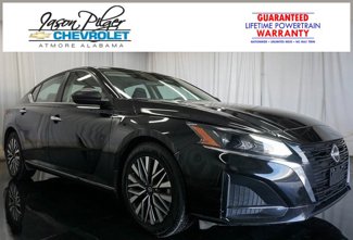 Used 2024 Nissan Altima 2.5 SV image 1