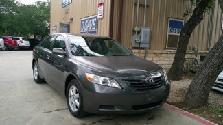 Used 2009 Toyota Camry SE image 1
