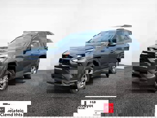 Used 2022 Toyota RAV4 XLE image 1