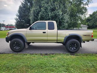 Used 2003 Toyota Tacoma PreRunner image 1