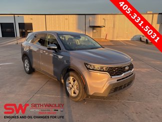 Used 2021 Kia Sorento LX image 1