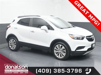Used 2020 Buick Encore Preferred image 1