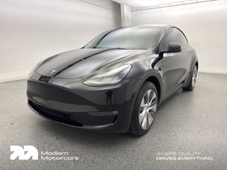 Used 2023 Tesla Model Y Long Range image 1