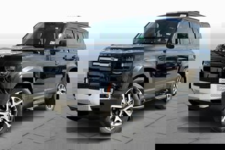 New 2025 Land Rover Defender 110 S image 1