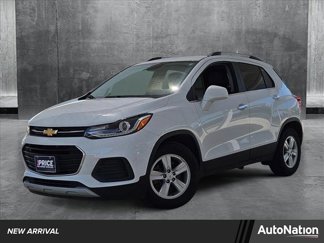 Used 2020 Chevrolet Trax LT w/ LT Convenience Package image 1