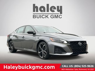 Used 2023 Nissan Altima 2.5 SR image 1