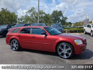 Used 2005 Dodge Magnum SE image 1