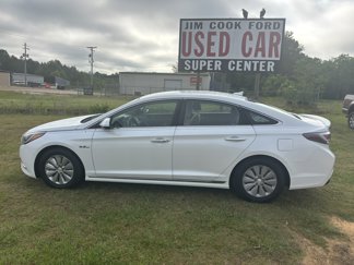 Used 2016 Hyundai Sonata SE image 1