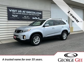 Used 2015 Kia Sorento LX image 1