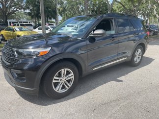 Used 2021 Ford Explorer XLT image 1