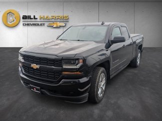Used 2018 Chevrolet Silverado 1500 Custom w/ Custom Value Package image 1