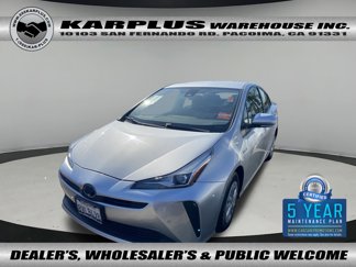 Used 2021 Toyota Prius LE image 1