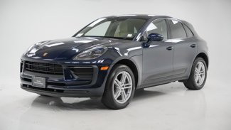 Certified 2022 Porsche Macan image 1