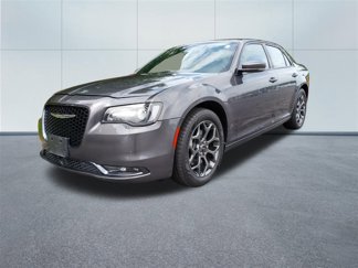 Used 2018 Chrysler 300 S image 1
