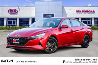 Used 2021 Hyundai Elantra SEL image 1