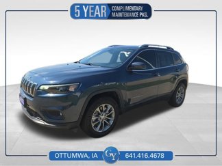Used 2019 Jeep Cherokee Latitude Plus w/ Comfort/Convenience Group image 1