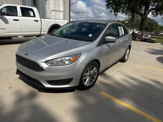 Used 2018 Ford Focus SE image 1