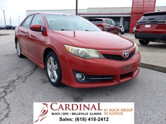 Used 2014 Toyota Camry SE image 1