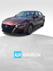 Used 2023 Nissan Altima 2.5 SV image 1