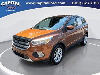 Used 2017 Ford Escape SE image 1