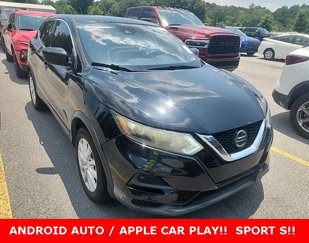 Used 2022 Nissan Rogue Sport S image 1