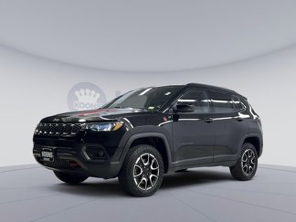 Used 2024 Jeep Compass Trailhawk image 1