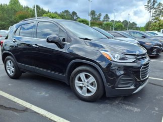 Used 2020 Chevrolet Trax LT w/ LT Convenience Package image 1