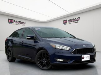 Used 2016 Ford Focus SE w/ Equipment Group 201A image 1