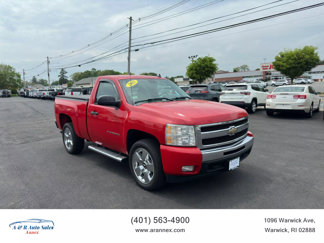 Used 2011 Chevrolet Silverado 1500 LT w/ Interior Plus Package image 1