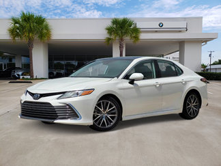 Used 2023 Toyota Camry XLE image 1
