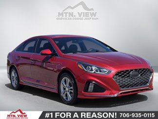 Used 2018 Hyundai Sonata Sport image 1