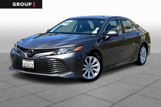 Used 2018 Toyota Camry LE image 1