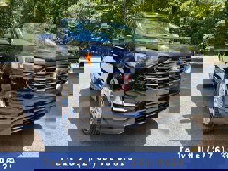 Used 2022 Ford Edge Titanium image 1