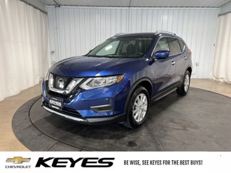 Used 2017 Nissan Rogue SV image 1