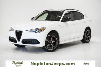 Used 2022 Alfa Romeo Stelvio Veloce image 1