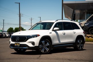 Used 2022 Mercedes-Benz EQB 300 4MATIC image 1