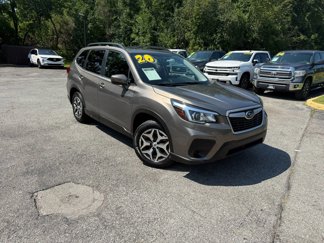 Used 2020 Subaru Forester Premium image 1