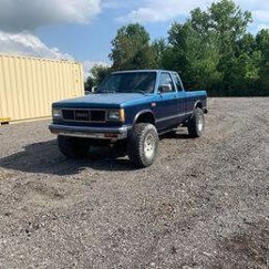Used 1989 GMC S15 Pickup 4x4 Extended Cab image 1