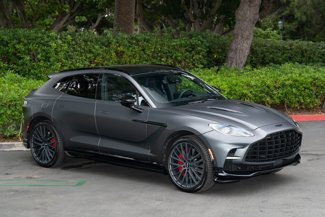 Used 2025 Aston Martin DBX 707 image 1