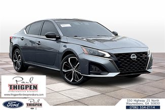 Used 2024 Nissan Altima 2.5 SR w/ SR Premium Package image 1