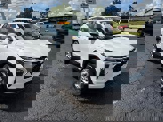 Used 2025 Chevrolet Trax LS w/ LS Convenience Package image 1