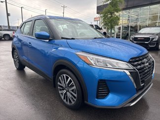 Used 2023 Nissan Kicks SV image 1