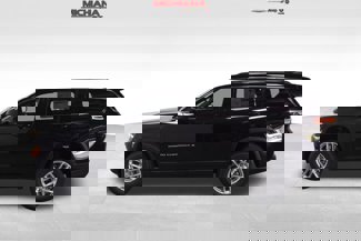 New 2025 Jeep Grand Cherokee L Laredo image 1