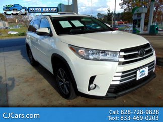 Used 2017 Toyota Highlander XLE image 1
