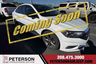 Used 2020 Volkswagen Jetta R-Line image 1