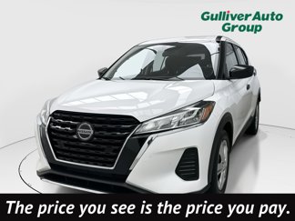 Used 2021 Nissan Kicks S image 1