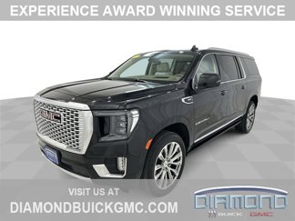 Used 2021 GMC Yukon XL Denali w/ Denali Premium Package image 1