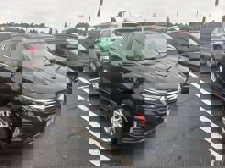Used 2023 Chevrolet Equinox LT w/ Driver Convenience Package image 1